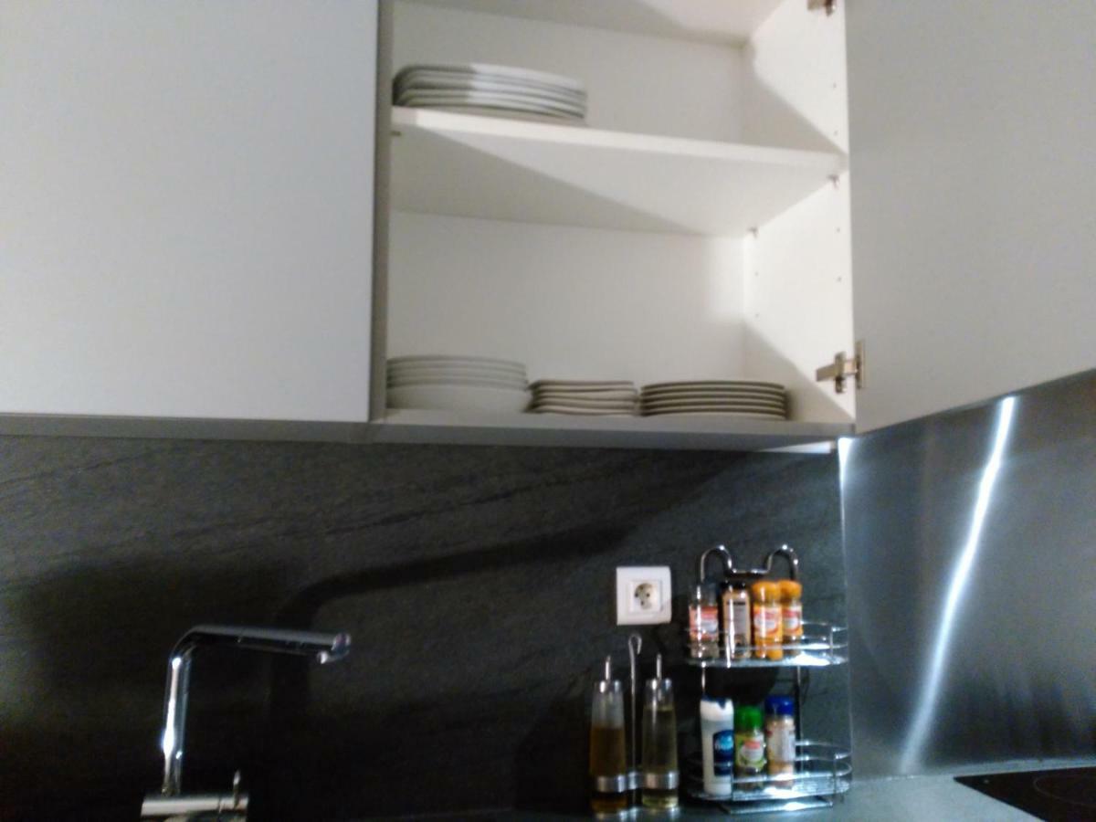 Bel Et Spacieux Appartement De 84 M² Avec Parking Tres Proche Du Metro Garibaldi リヨン エクステリア 写真