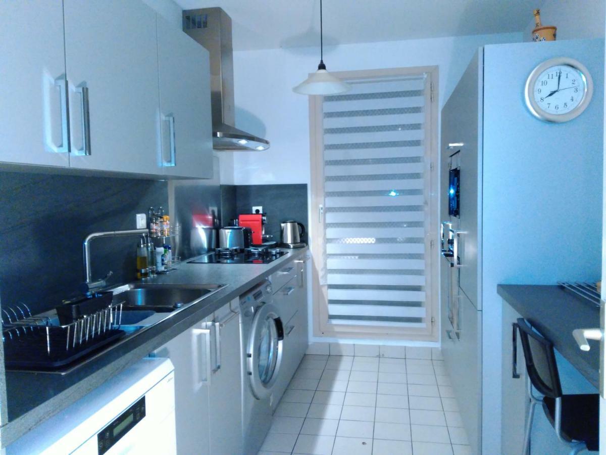 Bel Et Spacieux Appartement De 84 M² Avec Parking Tres Proche Du Metro Garibaldi リヨン エクステリア 写真