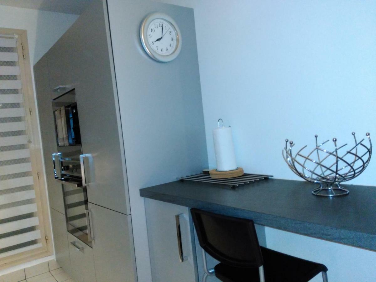 Bel Et Spacieux Appartement De 84 M² Avec Parking Tres Proche Du Metro Garibaldi リヨン エクステリア 写真