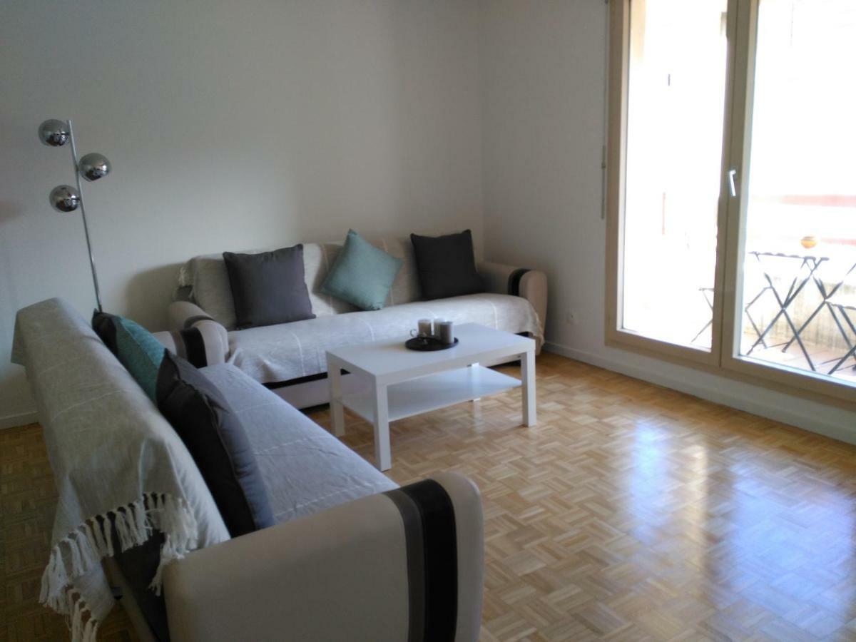 Bel Et Spacieux Appartement De 84 M² Avec Parking Tres Proche Du Metro Garibaldi リヨン エクステリア 写真